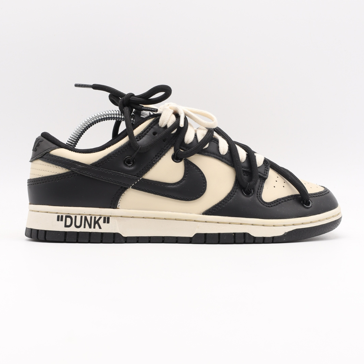 Nike Dunk - Panda OW