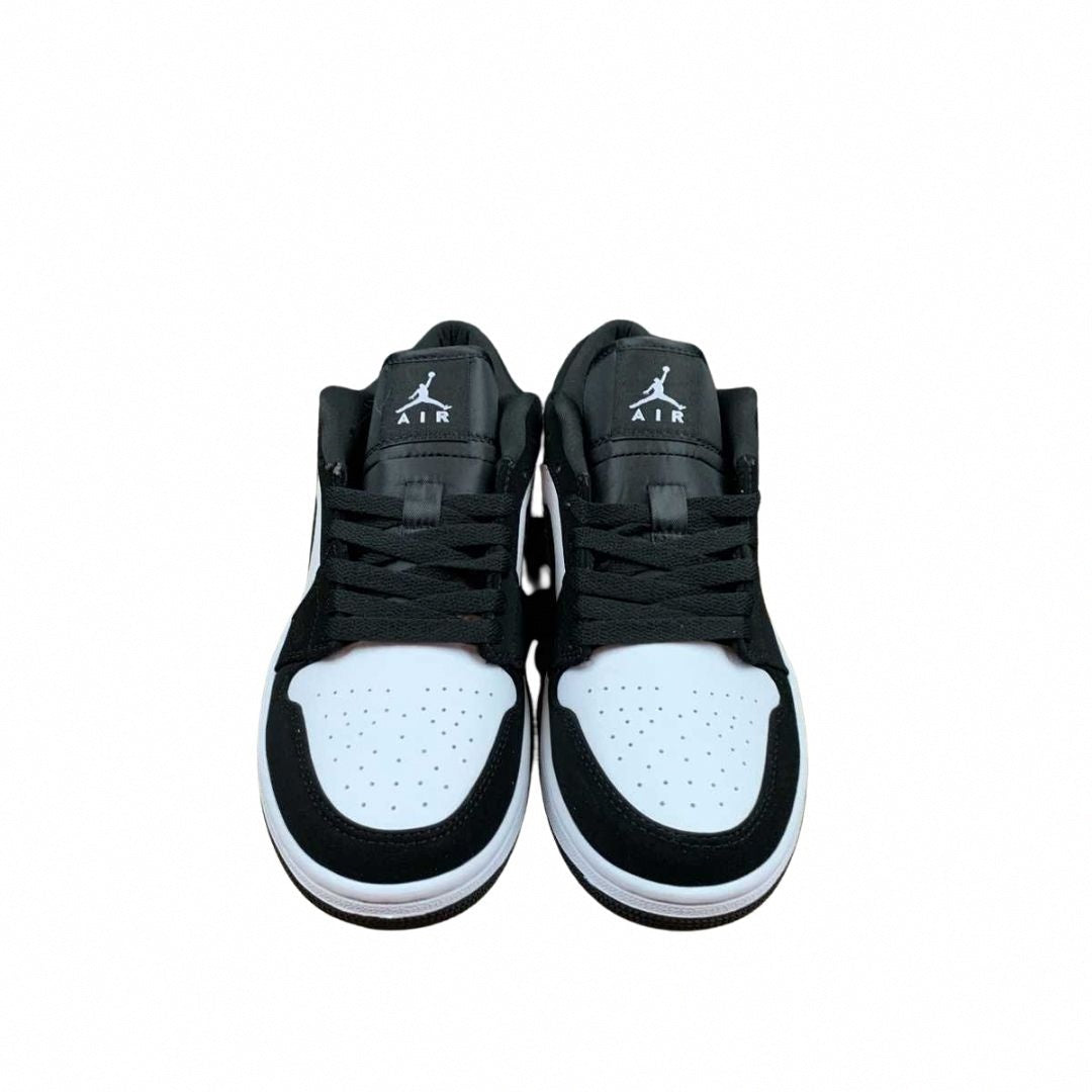 NIKE AIR JORDAN 1 LOW BLACK WHITE